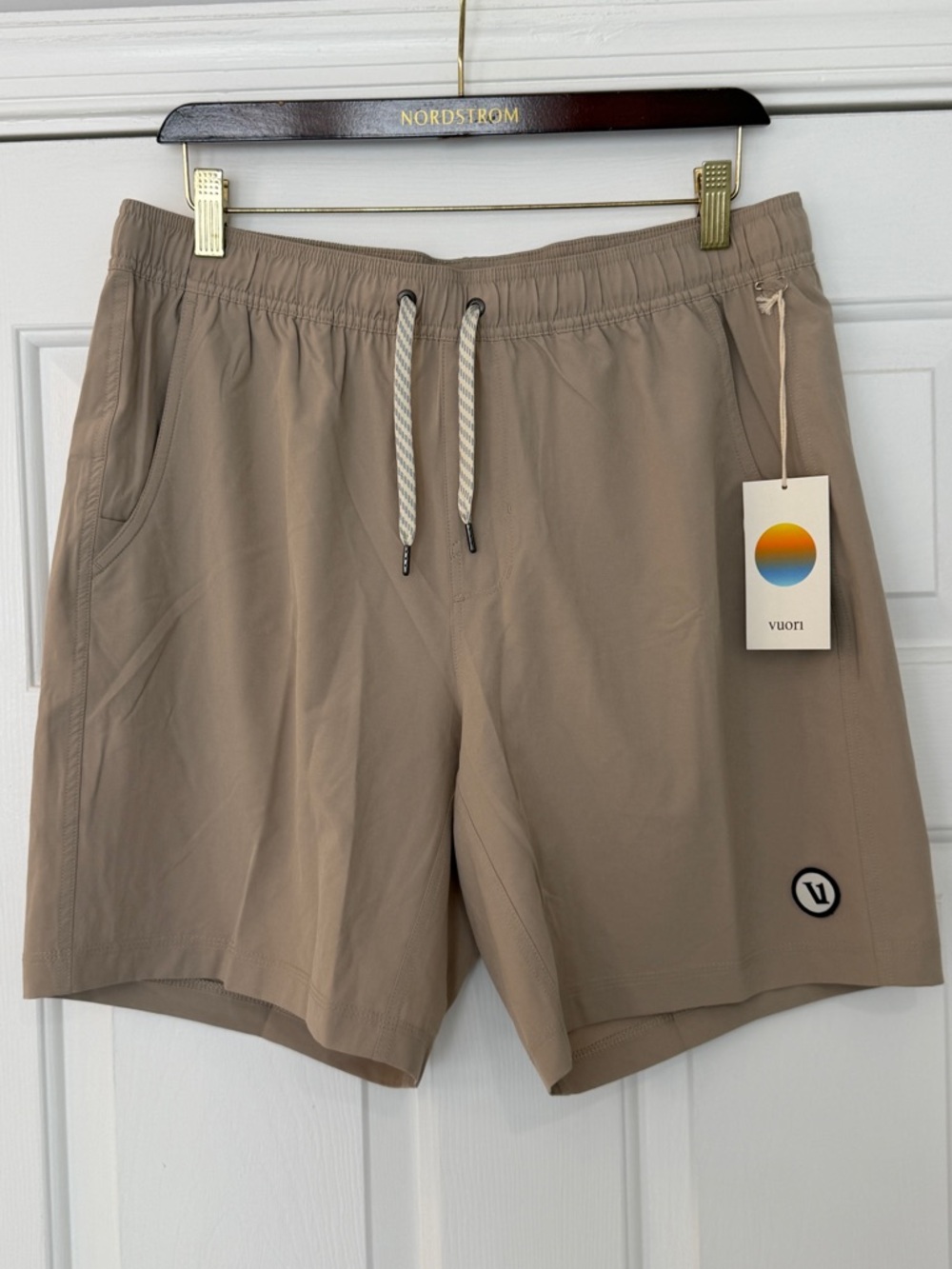 Vuori Toast Kore 7" Unlined Shorts Large